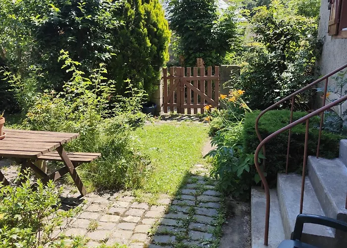 T3 Avec Jouissance Jardin Dans Ancien Presbytere *